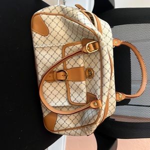 Rioni Purse